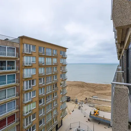 With Ocean View Apartment